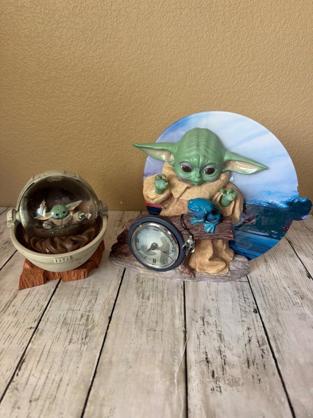 Star Wars Mandalorian Grogu Lot Bradford Exchange Clock & Water Globe w/COA
